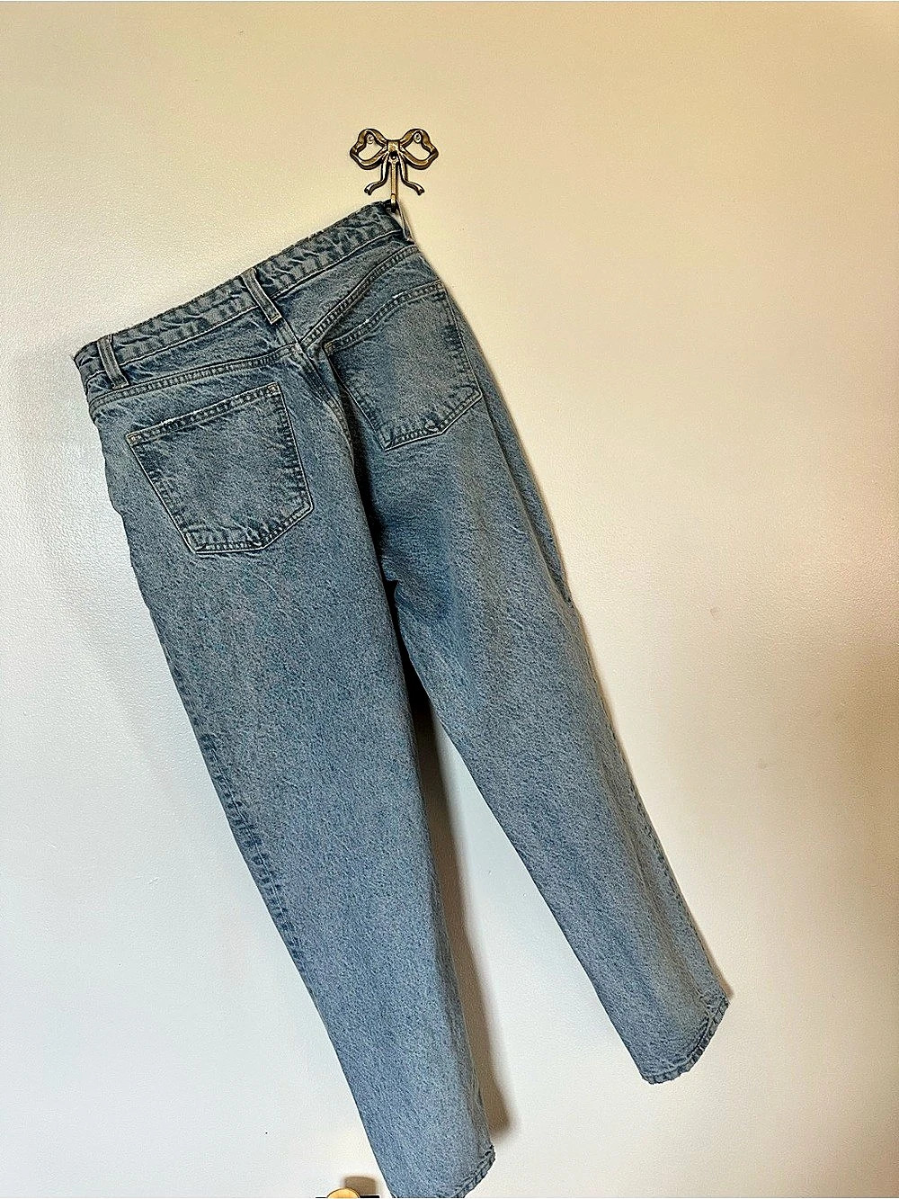 ZARA Distressed Raw Waist Straight Leg Jeans Light Wash | US 8 / EUR 4